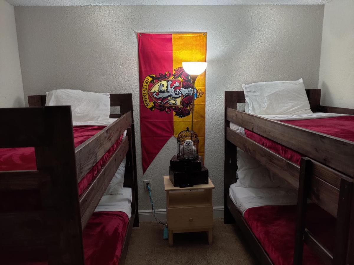 Centauri Vacation Rentals: Orlando 2-Bedroom Condo with Free Parking Exterior photo