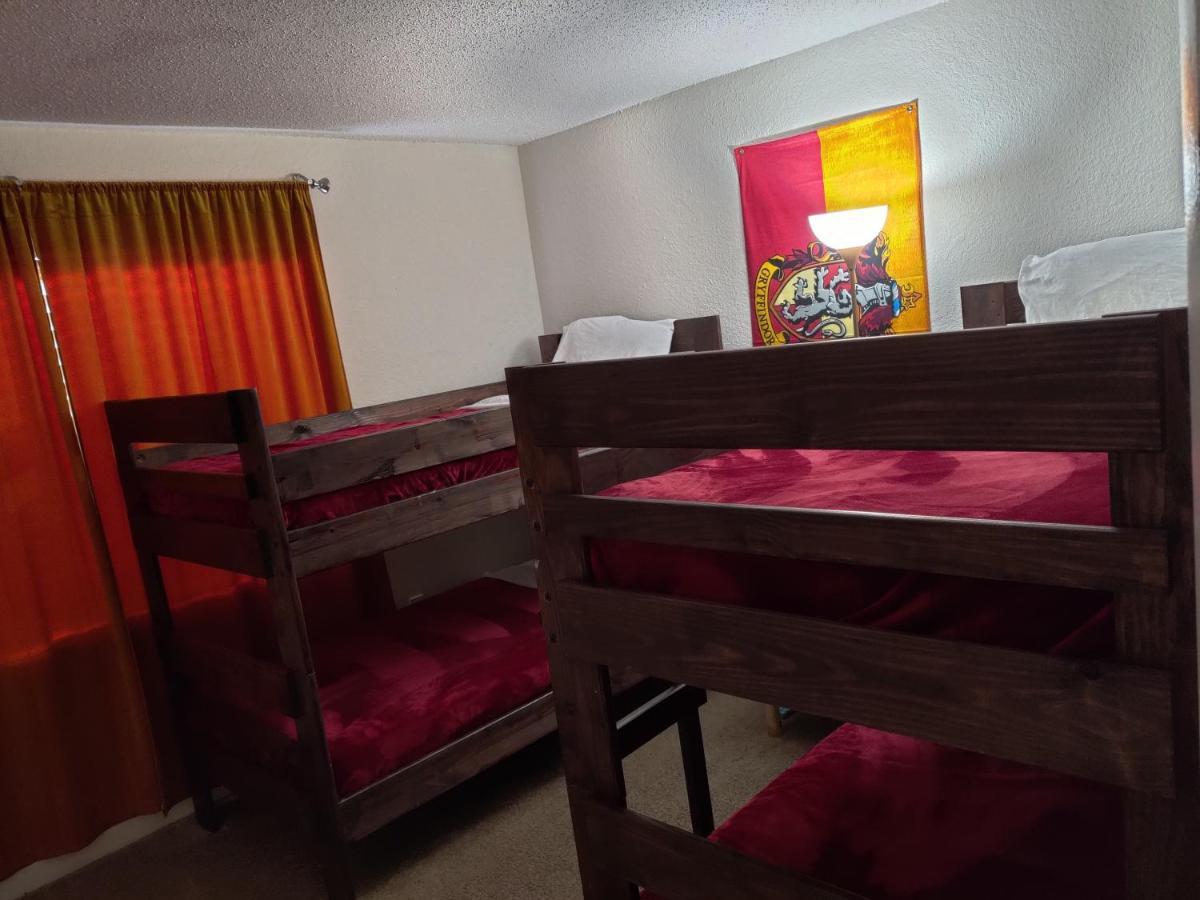 Centauri Vacation Rentals: Orlando 2-Bedroom Condo with Free Parking Exterior photo