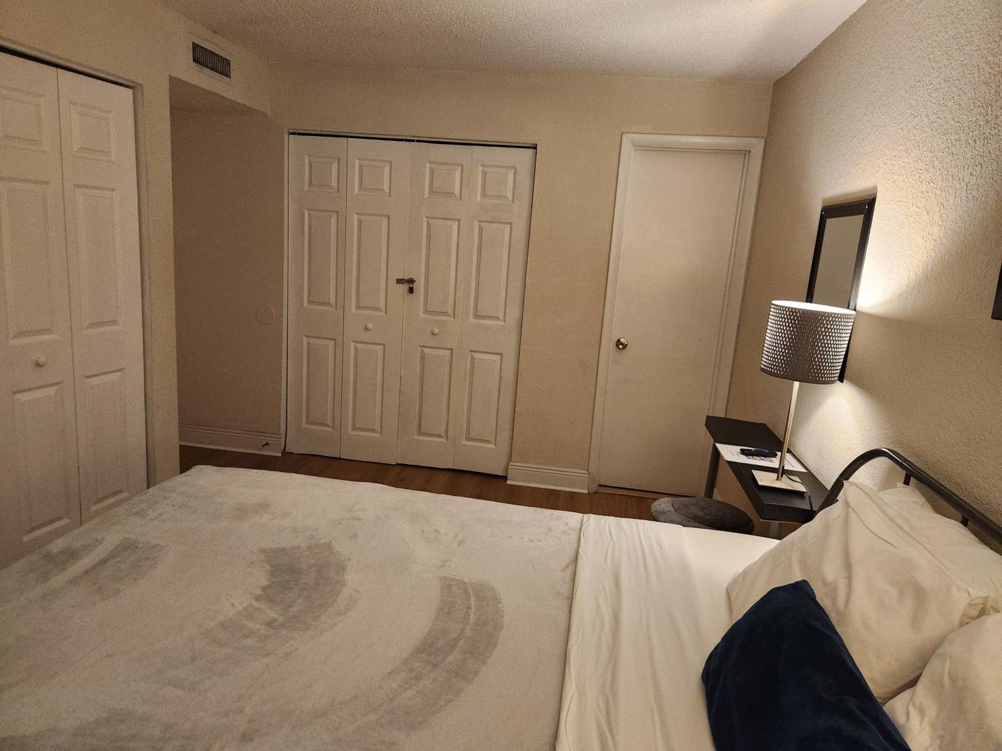 Centauri Vacation Rentals: Orlando 2-Bedroom Condo with Free Parking Exterior photo